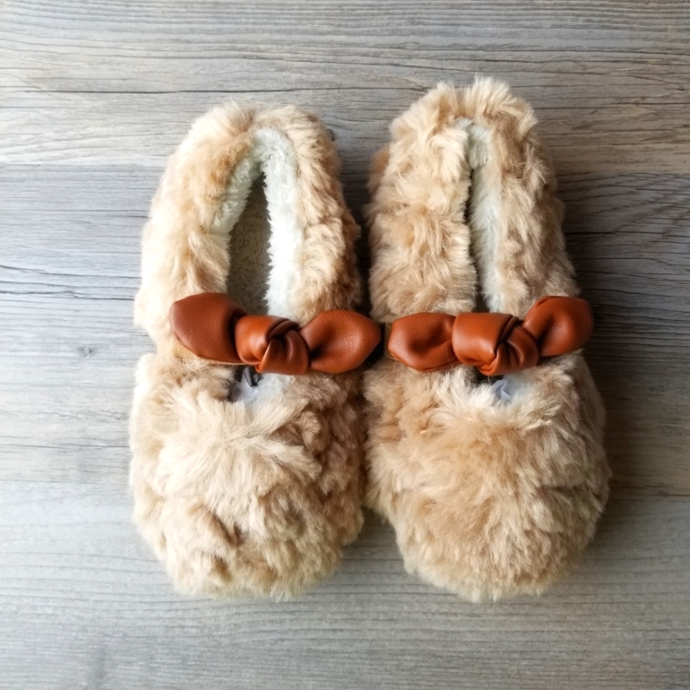 Cheerful Mario Faux Fur Butterfly Knot Soled Slipper Shoes